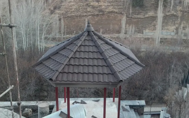 تصویر نمونه کار از شیروانی یک آلاچیق