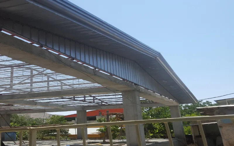 تصویر نمونه کار از شیروانی سقف و پوشش زیر سقف