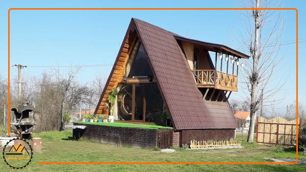 تصویر یک ویلا در شمال با سقف شیبدار دوطرفه