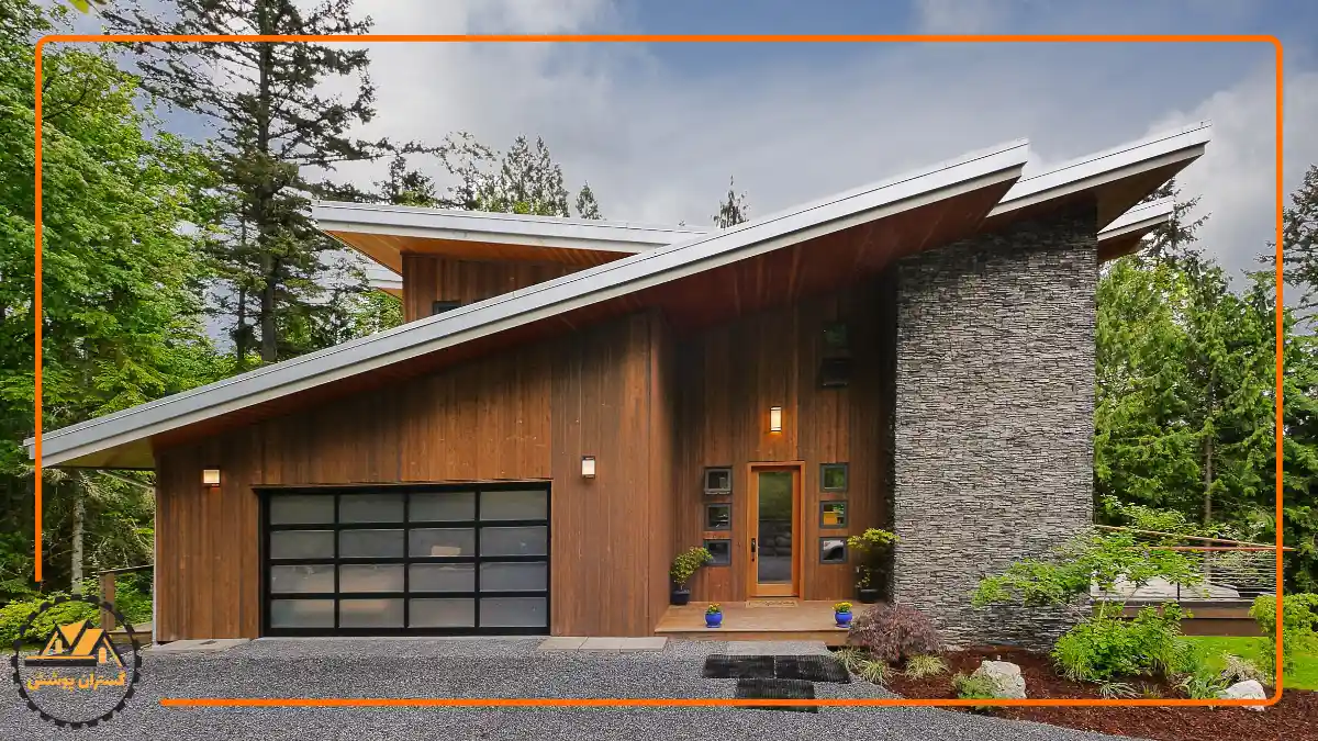 تصویر یک ویلا در جنگل با سقف شیبدار یکطرفه